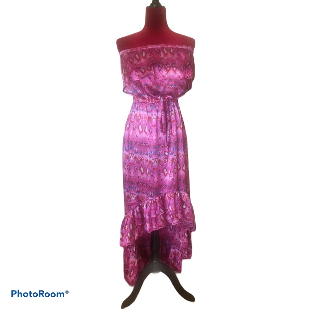 💗NWOT Strapless Hot Pink Pattern Hi-Low Dress